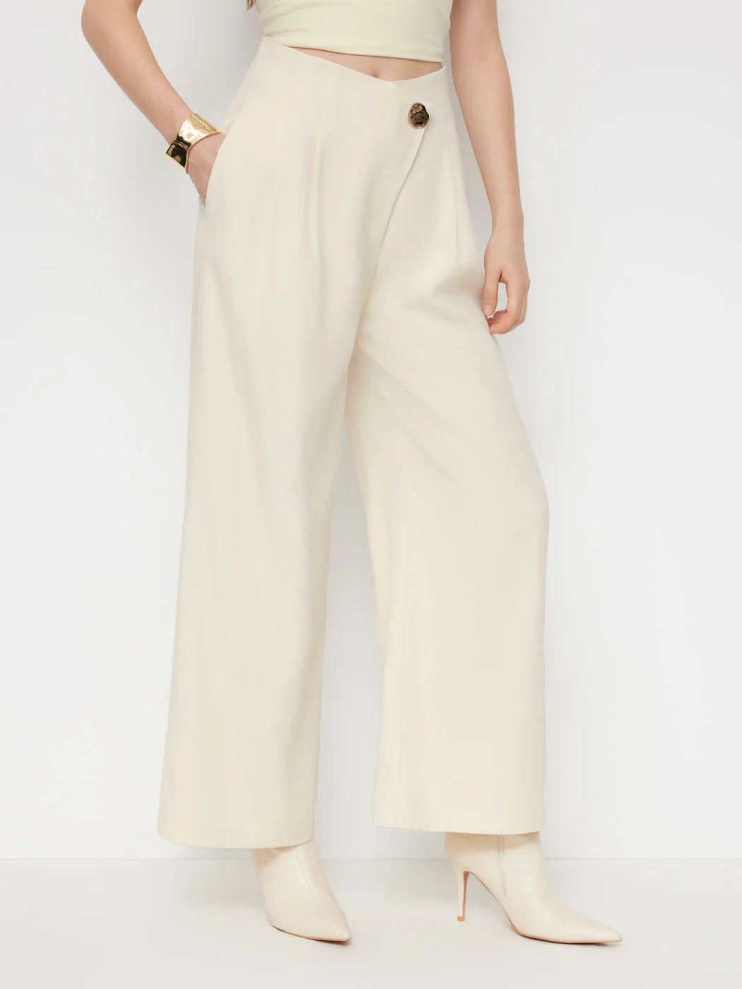 Beige High‑Rise Metal‑Button Pleated Wide‑Leg Trousers